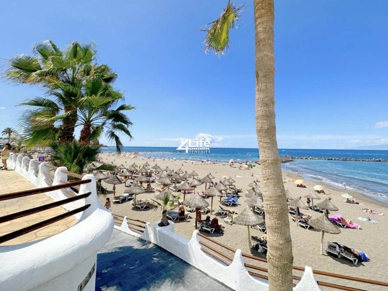 2 sovrum Lägenhet till salu i Playa de las Americas med pool - 395 000 € (Ref: 9357632)