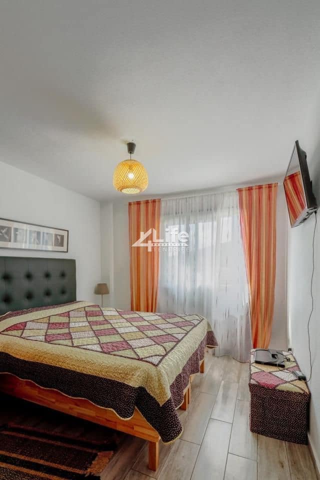 2 soverom Leilighet til salgs i Adeje med garasje - € 254 900 (Ref: 9357753)