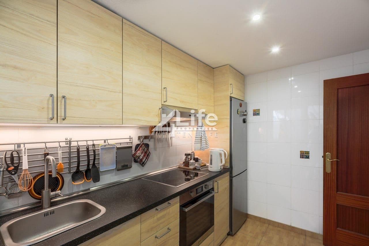 2 soverom Leilighet til salgs i Adeje med garasje - € 254 900 (Ref: 9357753)