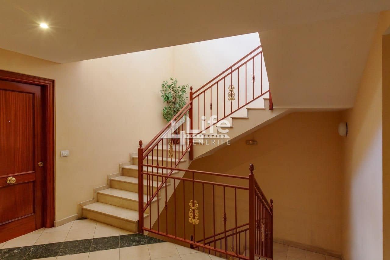 2 soverom Leilighet til salgs i Adeje med garasje - € 254 900 (Ref: 9357753)