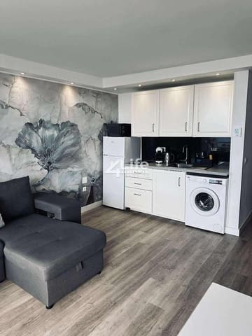 1 soveværelse Lejlighed til salg i Playa de las Américas, Adeje med swimmingpool garage - € 310.000 (Ref: 9376487)