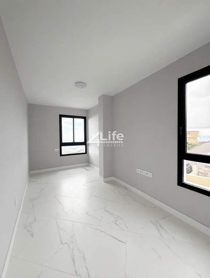 3 soveværelse Villa til salg i La Escalona med garage - € 390.000 (Ref: 9410143)