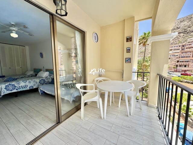 Asunto myytävänä paikassa Los Cristianos, Arona mukana uima-altaan - 199 900 € (Ref: 9414597)