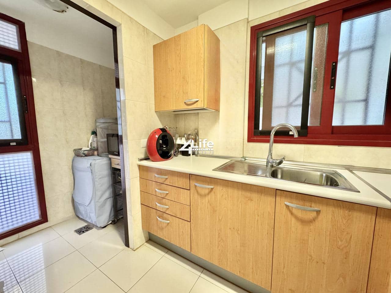 2 makuuhuone Asunto myytävänä paikassa Palm-Mar mukana uima-altaan 
autotalli - 359 000 € (Ref: 9421504)