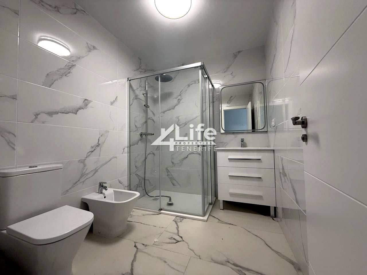 2 sovrum Lägenhet att hyra i Guargacho - 1 500 € (Ref: 9450863)