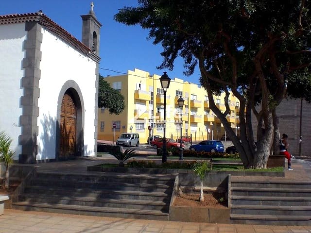 2 bedroom Flat for rent in Guargacho - € 1,500 (Ref: 9451602)