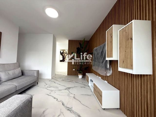 Appartement de 2 chambres à louer à Guargacho - 1 500 € (Ref: 9451602)