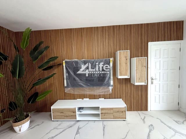 Appartement de 2 chambres à louer à Guargacho - 1 500 € (Ref: 9451602)