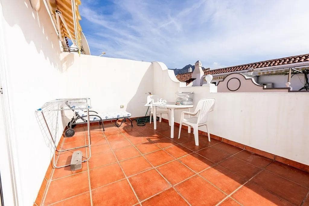 4 bedroom Villa for sale in Adeje with pool garage - € 374,900 (Ref: 9464981)