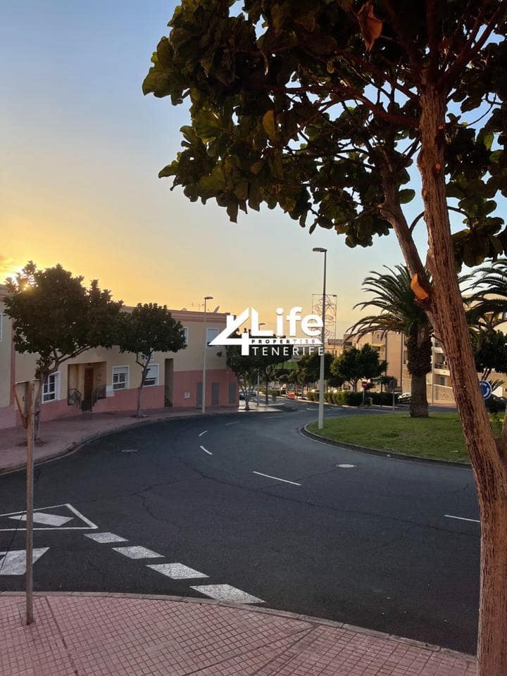 2 slaapkamer Flat te huur in Fanabe - € 1.400 (Ref: 9470715)