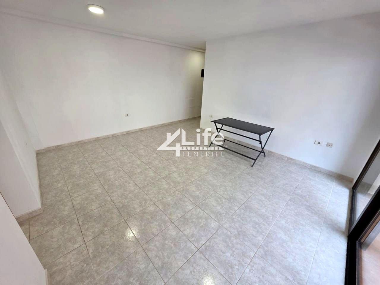 3 bedroom Flat for sale in Parque de la Reina with garage - € 264,900 (Ref: 9494160)