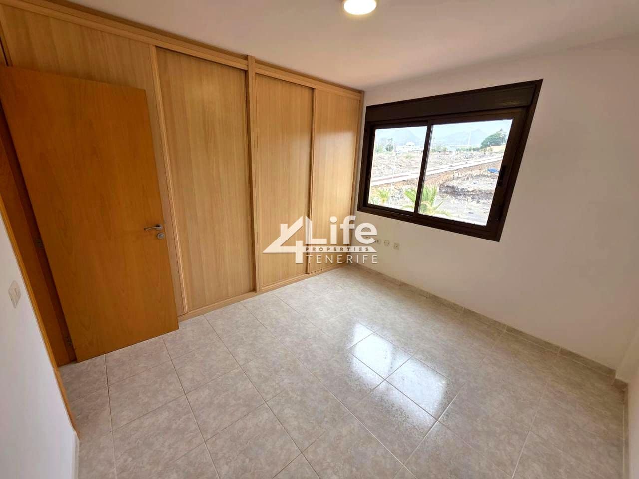 3 bedroom Flat for sale in Parque de la Reina with garage - € 264,900 (Ref: 9494160)