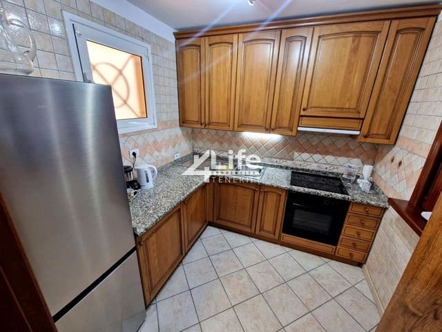 1 soverom Leilighet til salgs i Los Cristianos, Arona med garasje - € 310 000 (Ref: 9508267)