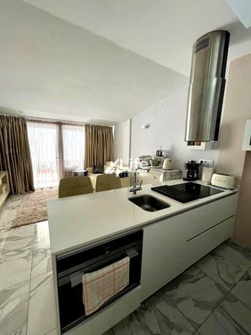 2 makuuhuone Asunto myytävänä paikassa Playa de Fañabé Alto, Adeje - 299 000 € (Ref: 9522862)