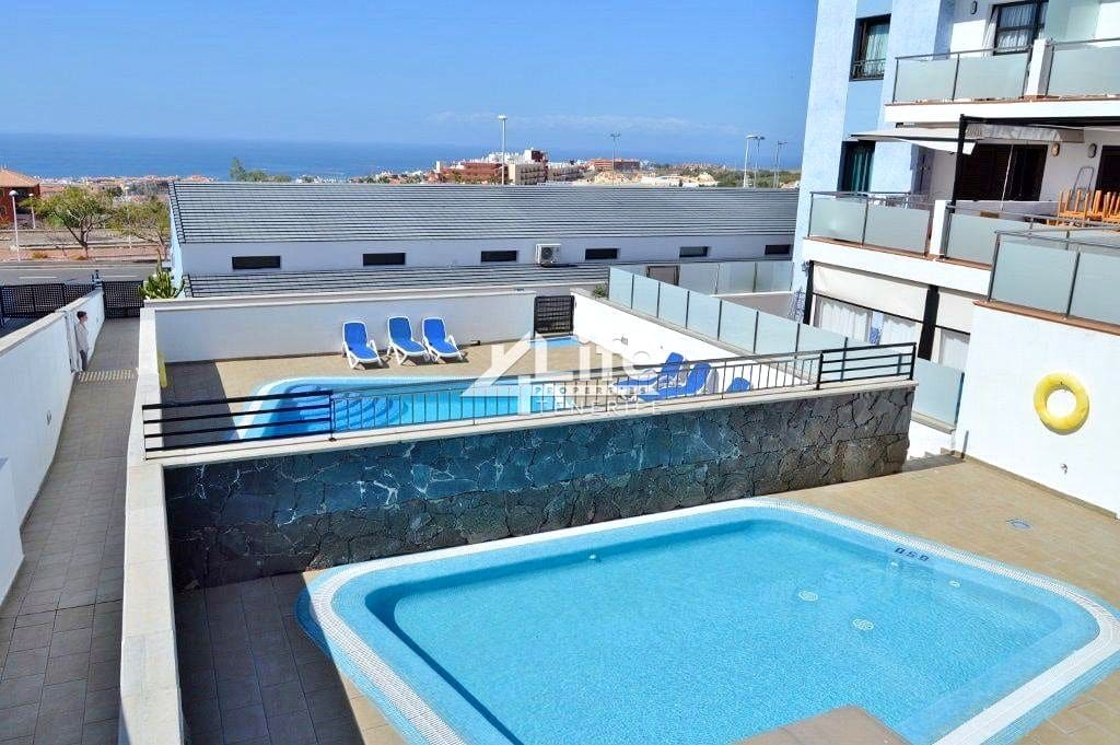 2 makuuhuone Asunto myytävänä paikassa Costa Adeje - 299 000 € (Ref: 9522862)