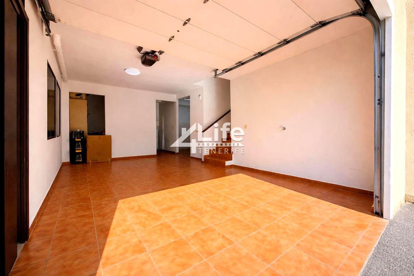 3 makuuhuone Huvila myytävänä paikassa Granadilla de Abona mukana uima-altaan 
autotalli - 599 000 € (Ref: 9547415)