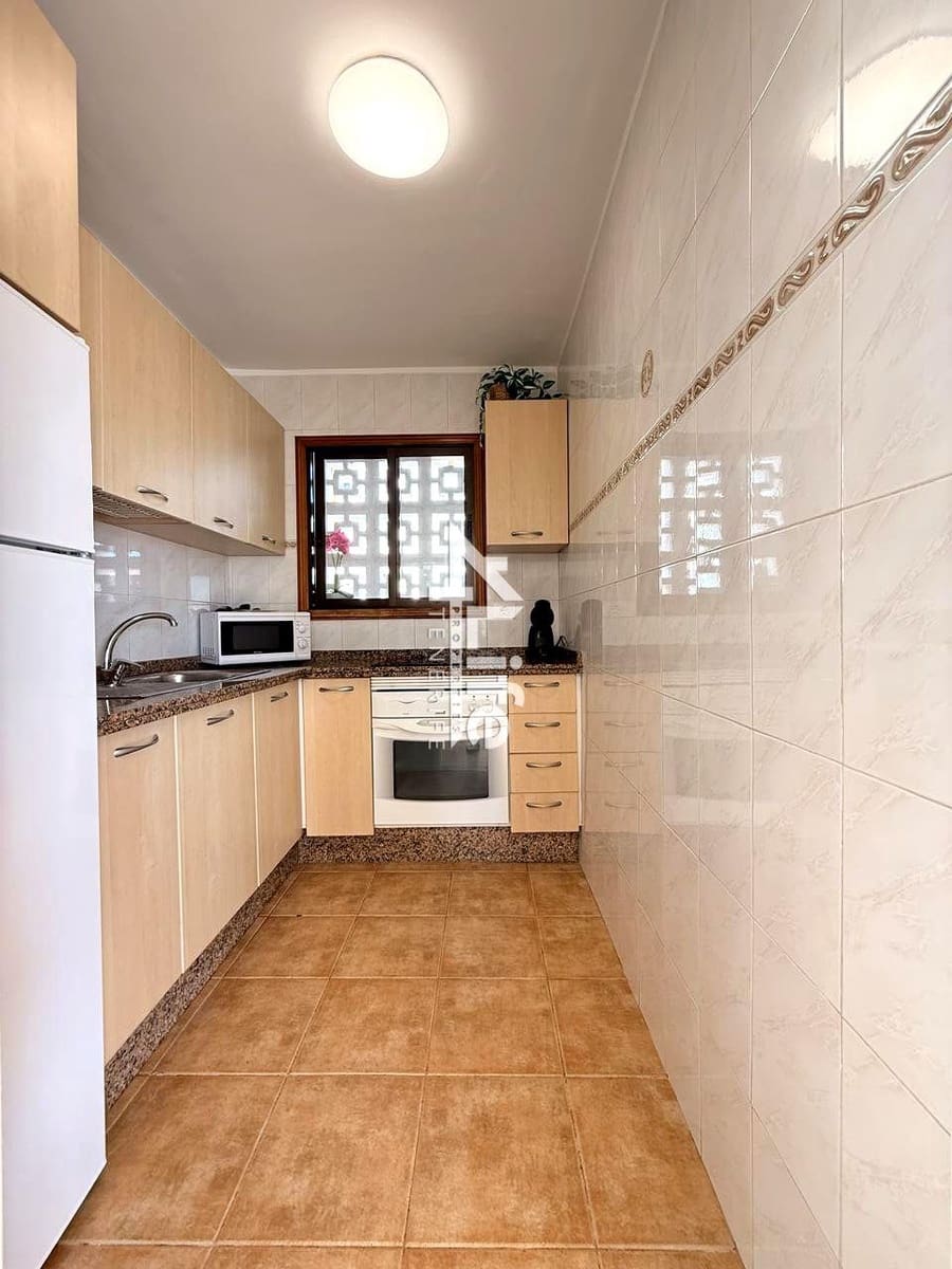 2 bedroom Flat for sale in Costa Adeje - € 409,000 (Ref: 9572223)