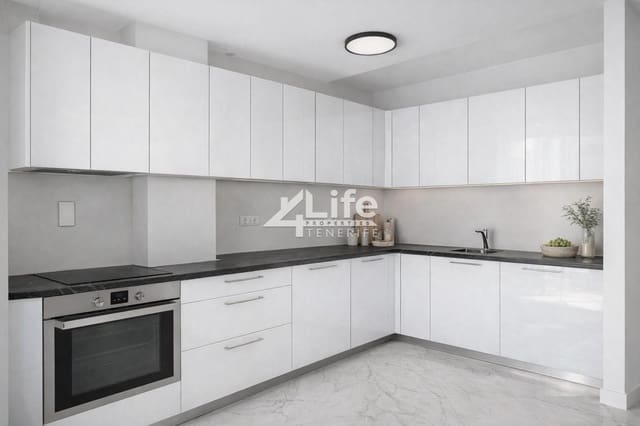 3 makuuhuone Asunto myytävänä paikassa Tijoco Bajo, Adeje mukana 
autotalli - 345 500 € (Ref: 9581244)