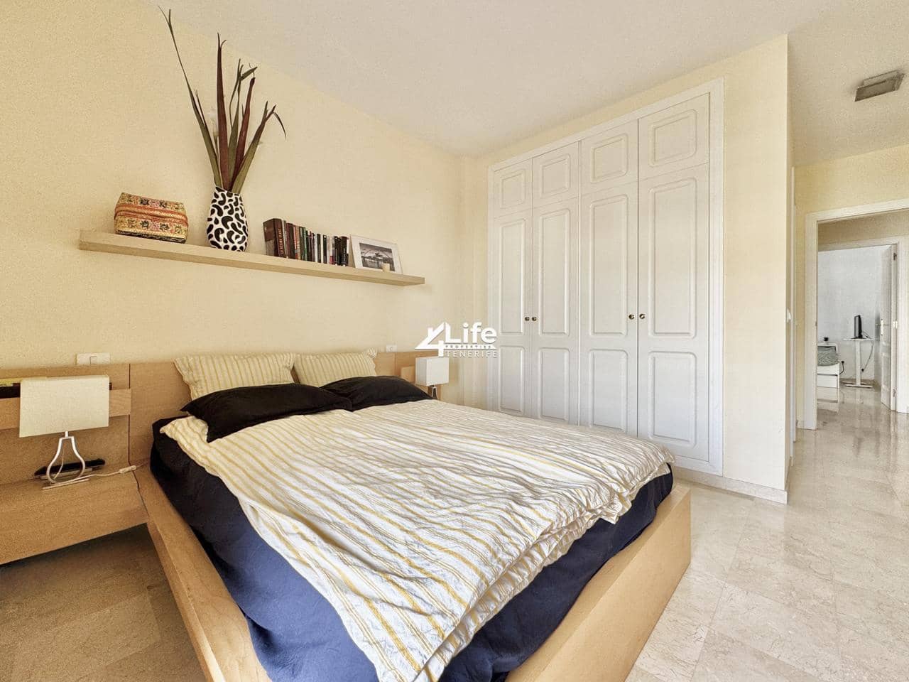 2 bedroom Flat for sale in Palm-Mar with pool garage - € 340,000 (Ref: 9697764)