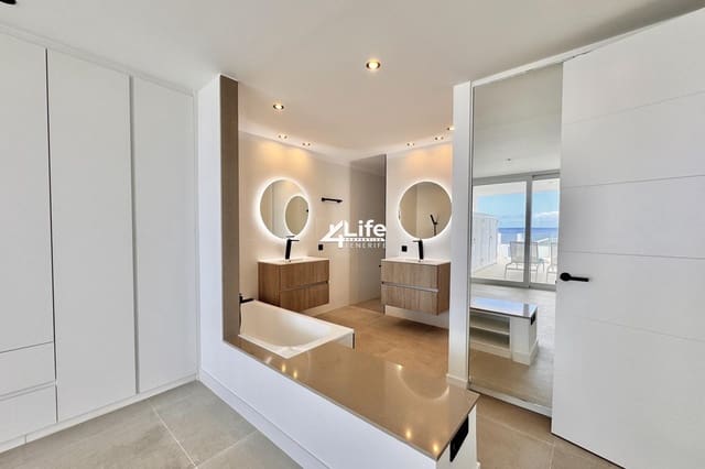 3 camera da letto Appartamento in vendita in Costa del Silencio, Arona con piscina garage - 660.000 € (Rif: 9723831)