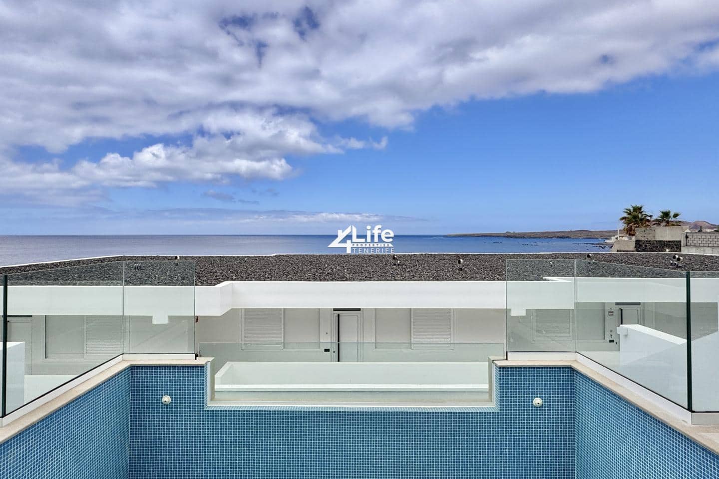 3 sypialnia Mieszkanie na sprzedaż w Costa del Silencio z basenem garażem - 660 000 € (Ref: 9723831)