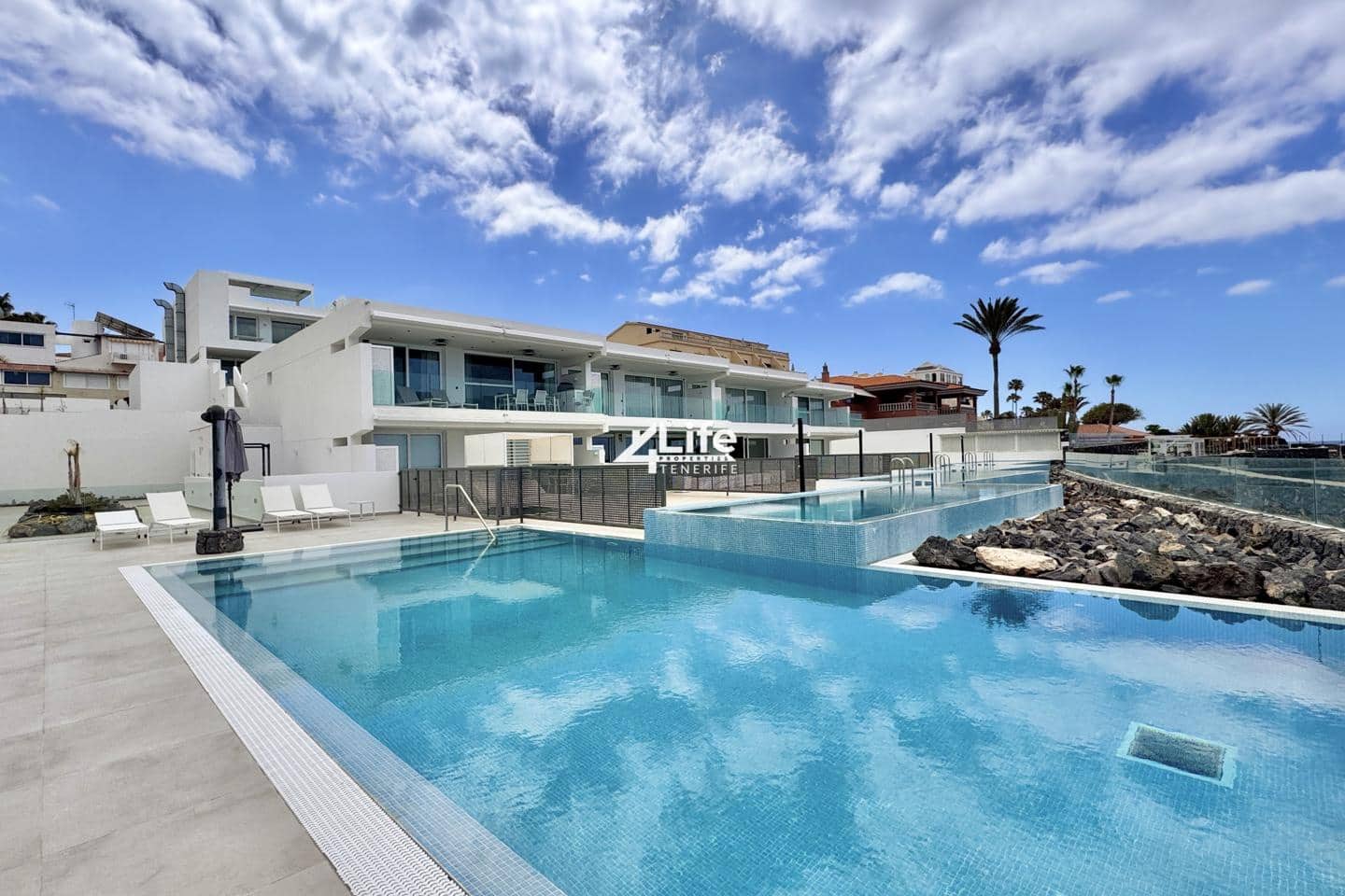 3 sypialnia Mieszkanie na sprzedaż w Costa del Silencio z basenem garażem - 660 000 € (Ref: 9723831)