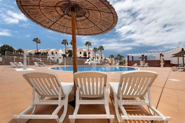 Piso de 2 habitaciones en Torviscas, Adeje en venta con piscina - 337.000 € (Ref: 9787564)