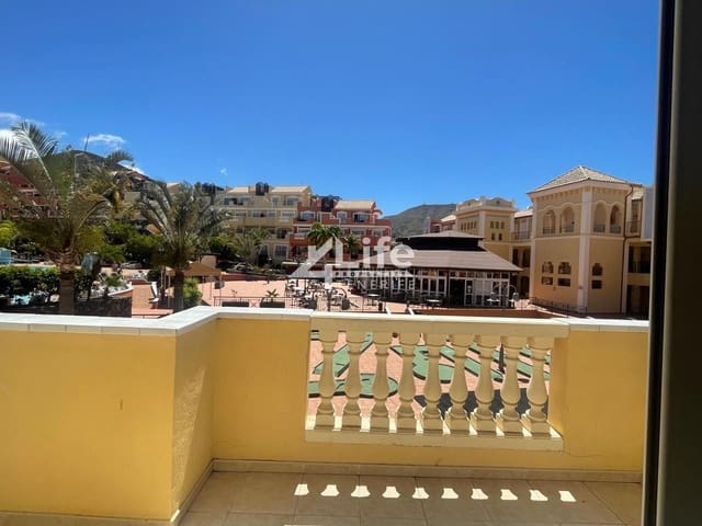 1 bedroom Flat for sale in Los Cristianos, Arona with pool - € 240,000 (Ref: 9803751)