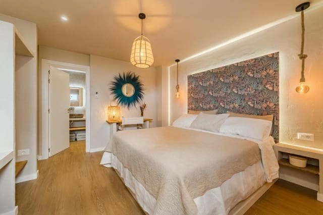 5 quarto Moradia para venda em Chayofa, Arona com piscina garagem - 1 470 000 € (Ref: 9805559)