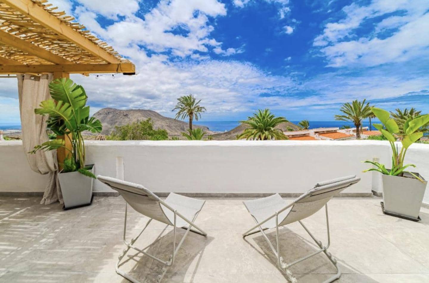 5 quarto Moradia para venda em Chayofa com piscina garagem - 1 470 000 € (Ref: 9805559)