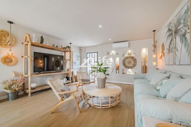 5 slaapkamer Villa te koop in Chayofa, Arona met zwembad garage - € 1.470.000 (Ref: 9805559)