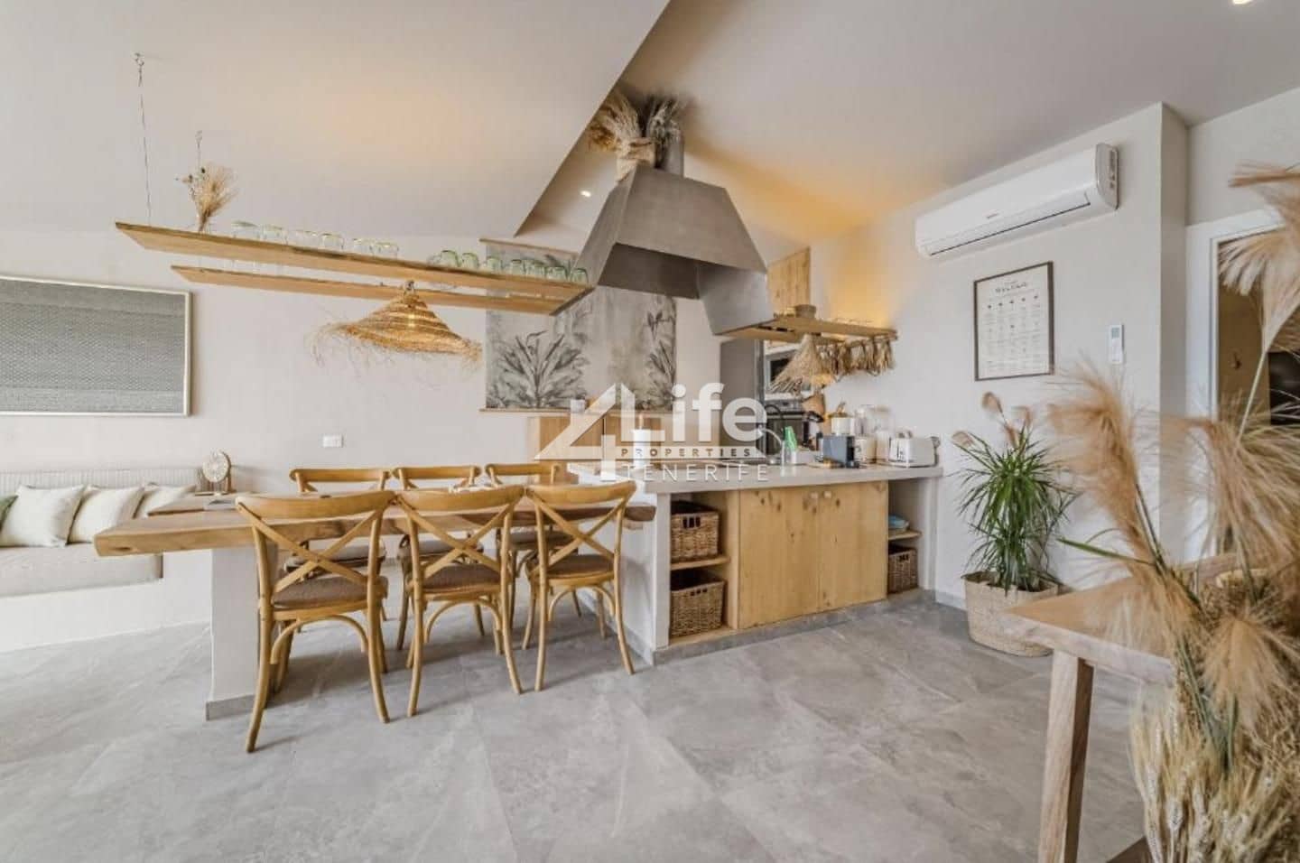 5 bedroom Villa for sale in Chayofa with pool garage - € 1,470,000 (Ref: 9805559)