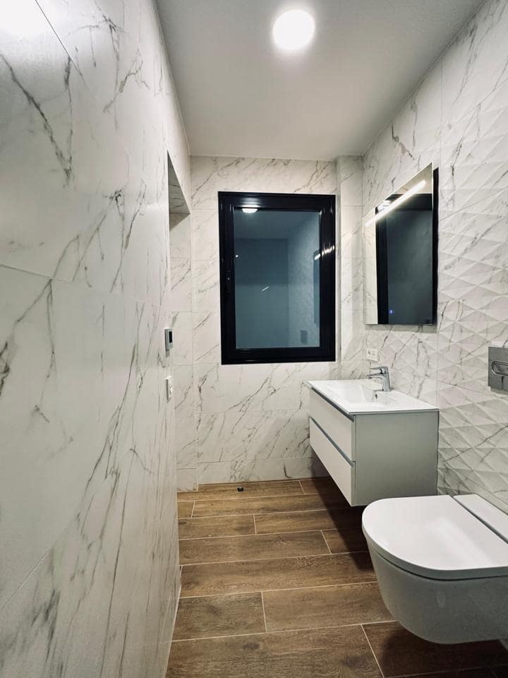 3 slaapkamer Villa te koop in Costa Adeje met zwembad garage - € 1.800.000 (Ref: 9805673)