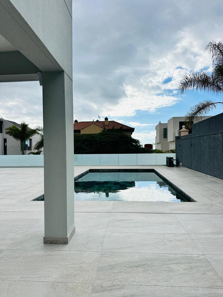 3 slaapkamer Villa te koop in Costa Adeje met zwembad garage - € 1.800.000 (Ref: 9805673)