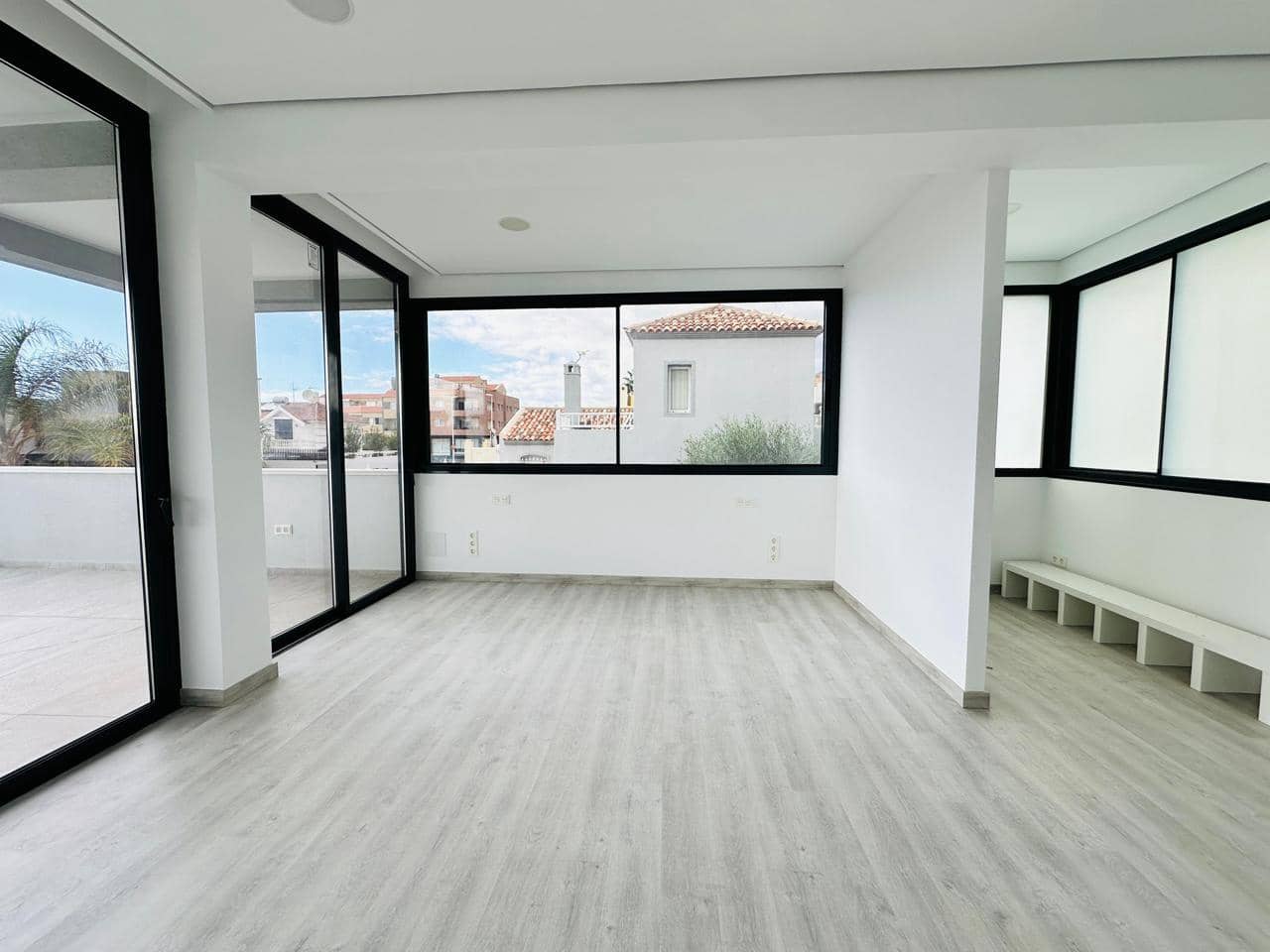 3 slaapkamer Villa te koop in Costa Adeje met zwembad garage - € 1.800.000 (Ref: 9805673)