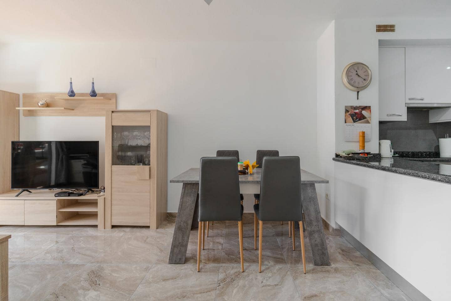 2 sypialnia Mieszkanie na sprzedaż w Roque del Conde z basenem garażem - 330 000 € (Ref: 9807145)