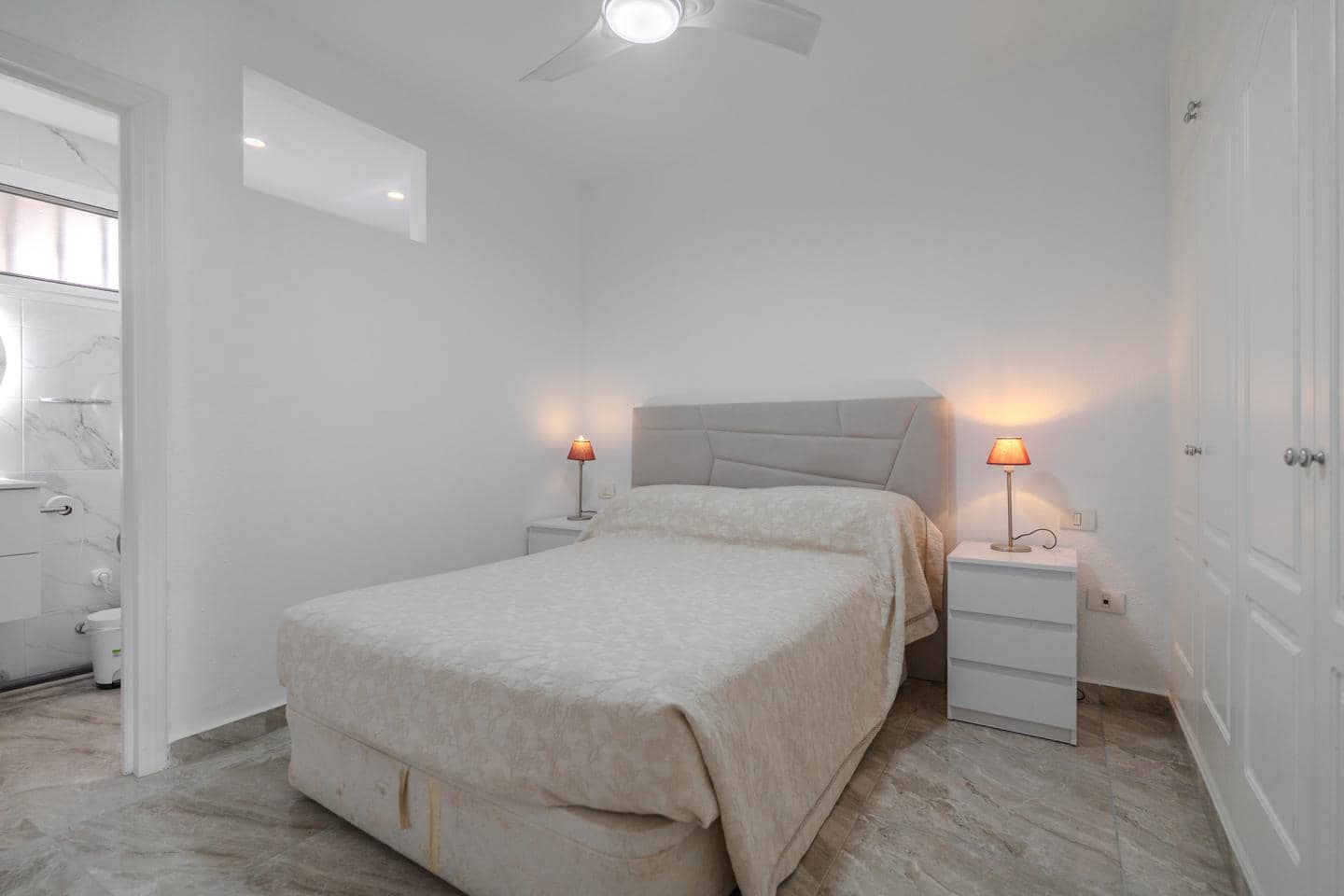 2 sypialnia Mieszkanie na sprzedaż w Roque del Conde z basenem garażem - 330 000 € (Ref: 9807145)