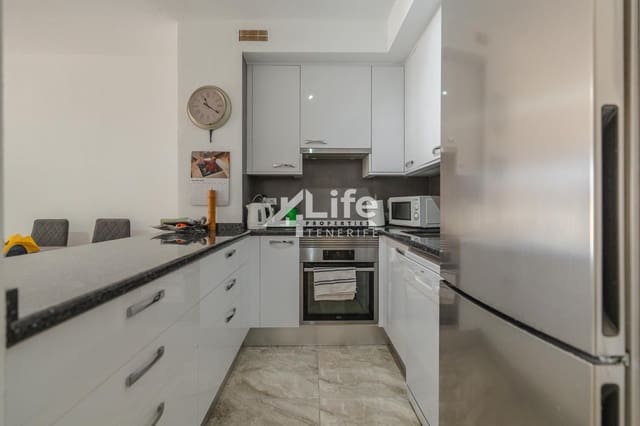 2 chambre Appartement à vendre à Roque del Conde, Adeje avec piscine garage - 330 000 € (Ref: 9807145)