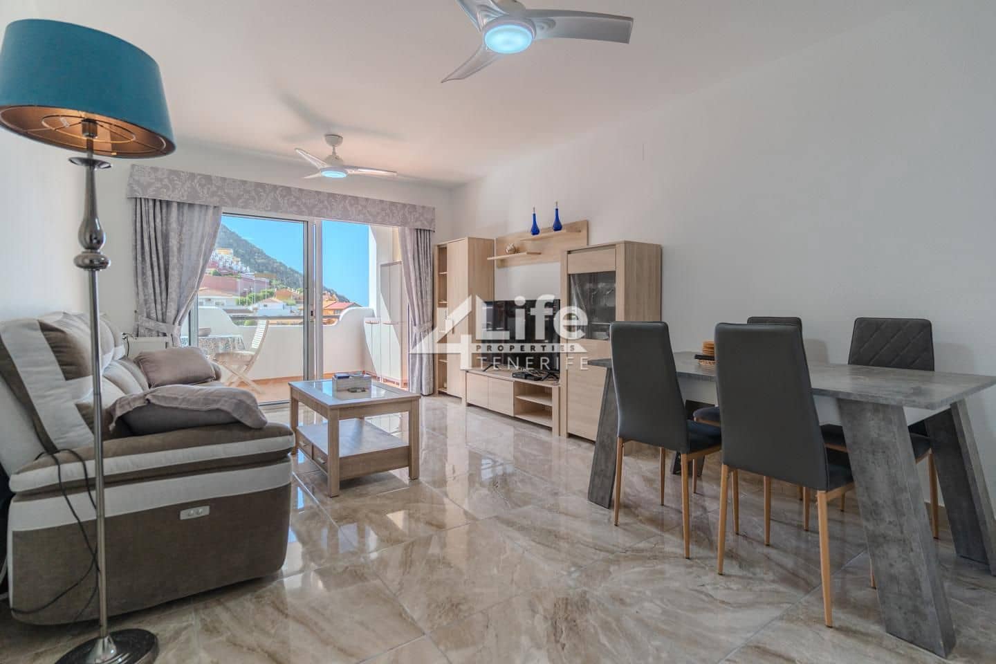 2 bedroom Flat for sale in Roque del Conde with pool garage - € 330,000 (Ref: 9807145)