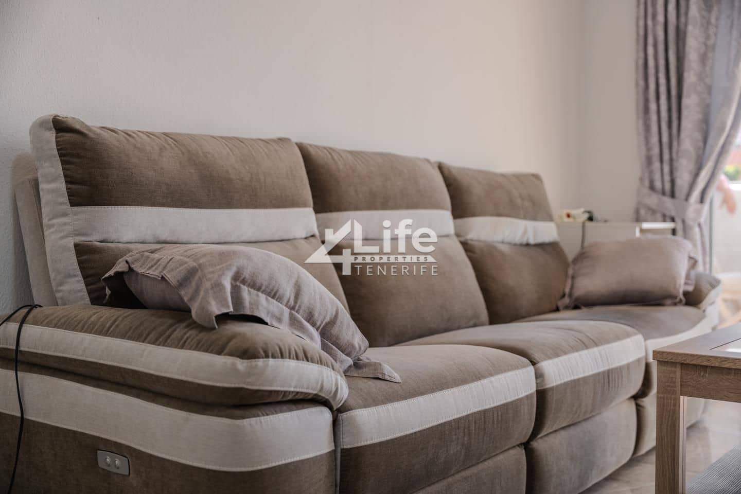 2 bedroom Flat for sale in Roque del Conde with pool garage - € 330,000 (Ref: 9807145)