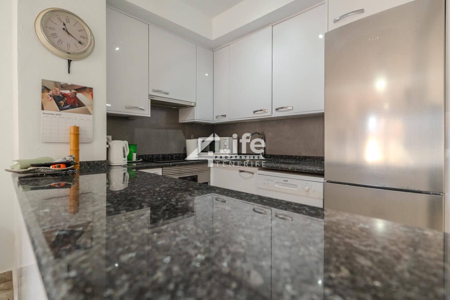 2 bedroom Flat for sale in Roque del Conde with pool garage - € 330,000 (Ref: 9807145)