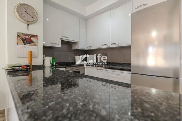 2 chambre Appartement à vendre à Roque del Conde, Adeje avec piscine garage - 330 000 € (Ref: 9807145)