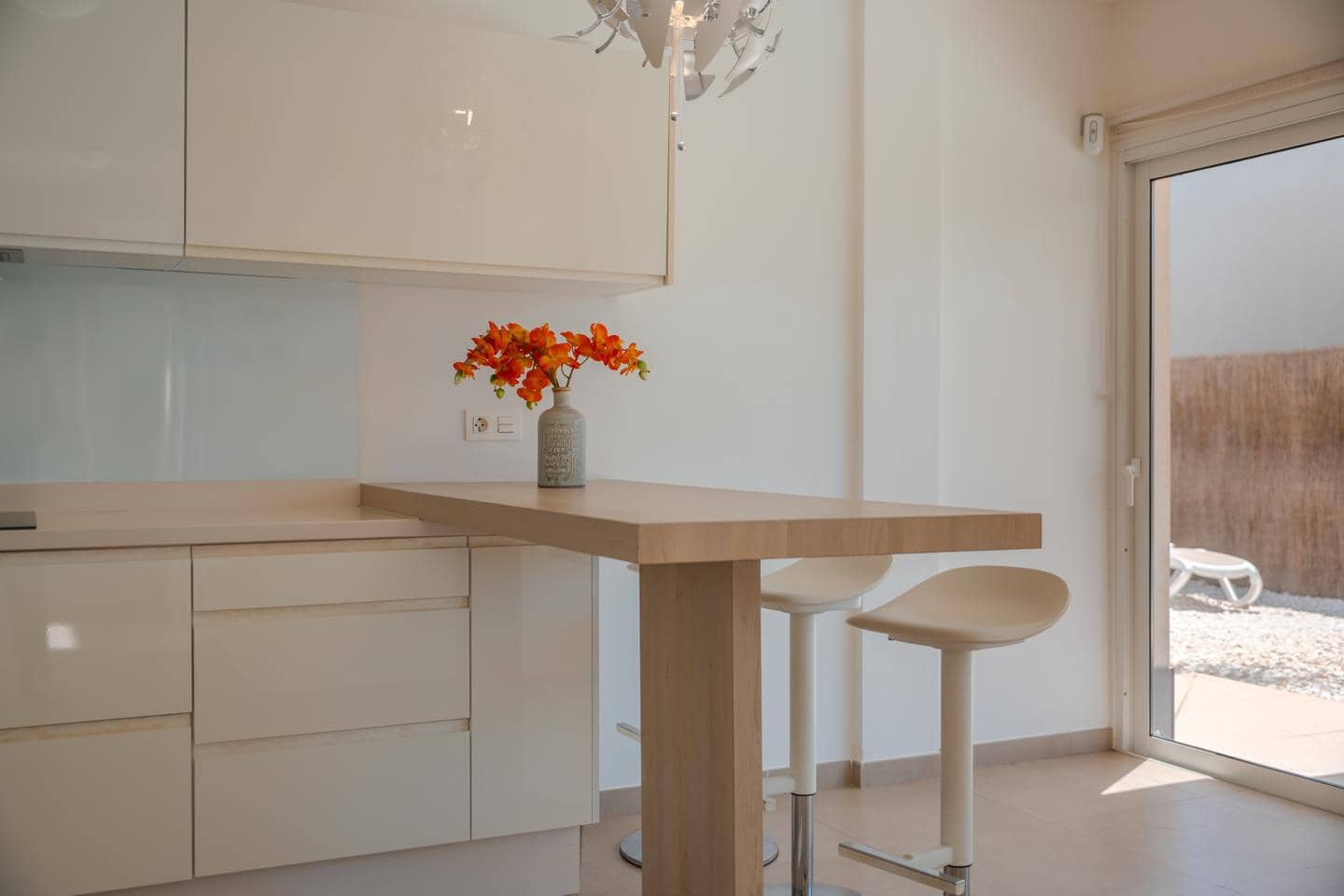 Chalet de 3 habitaciones en Playa Paraiso en venta con piscina garaje - 1.075.000 € (Ref: 9807146)