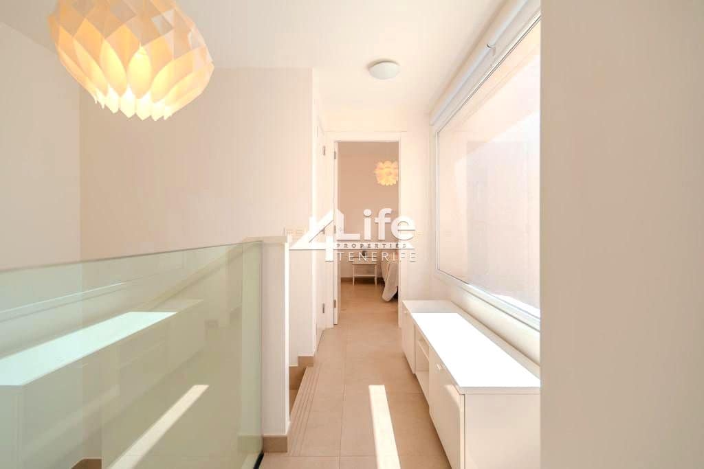 3 bedroom Villa for sale in Playa Paraiso with pool garage - € 1,075,000 (Ref: 9807146)