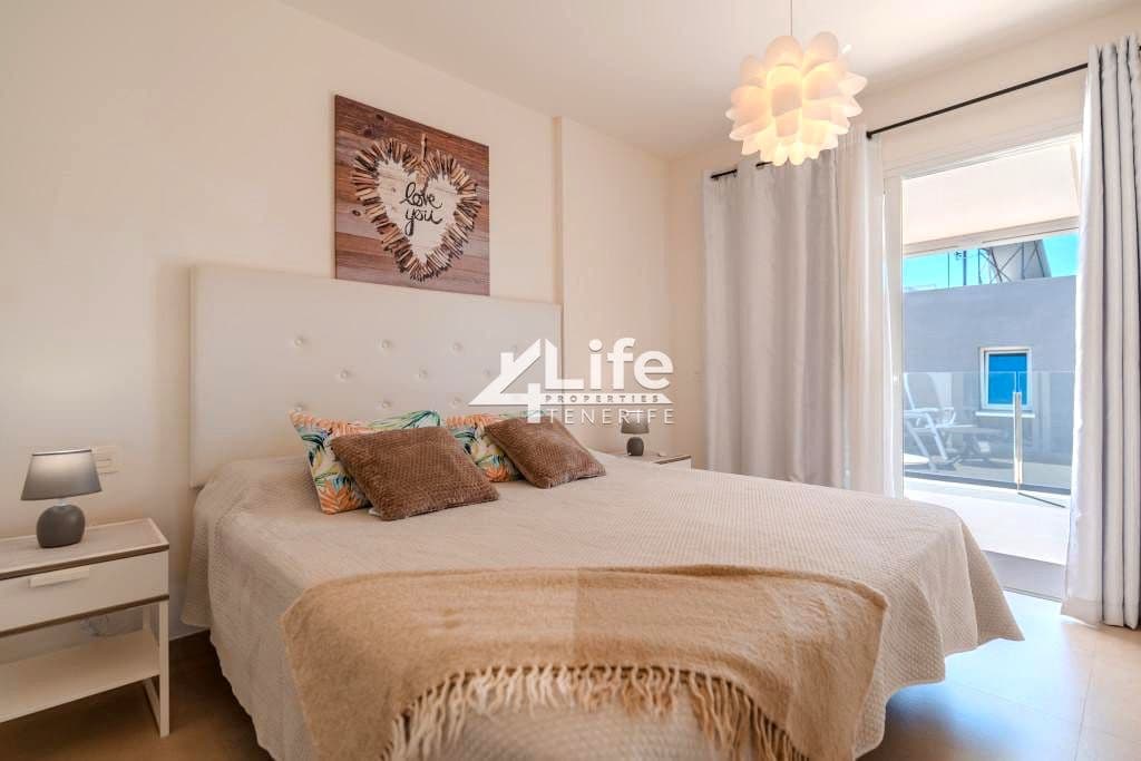 3 bedroom Villa for sale in Playa Paraiso with pool garage - € 1,075,000 (Ref: 9807146)