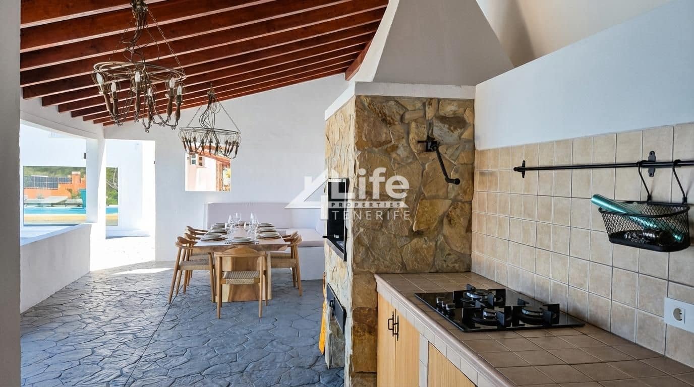 6 soverom Villa til salgs i Candelaria med svømmebasseng - € 3 500 000 (Ref: 9810890)