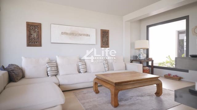 4 Zimmer Villa zu verkaufen in Playa de Fañabé Alto, Adeje mit Pool Garage - 2.625.000 € (Ref: 9813770)