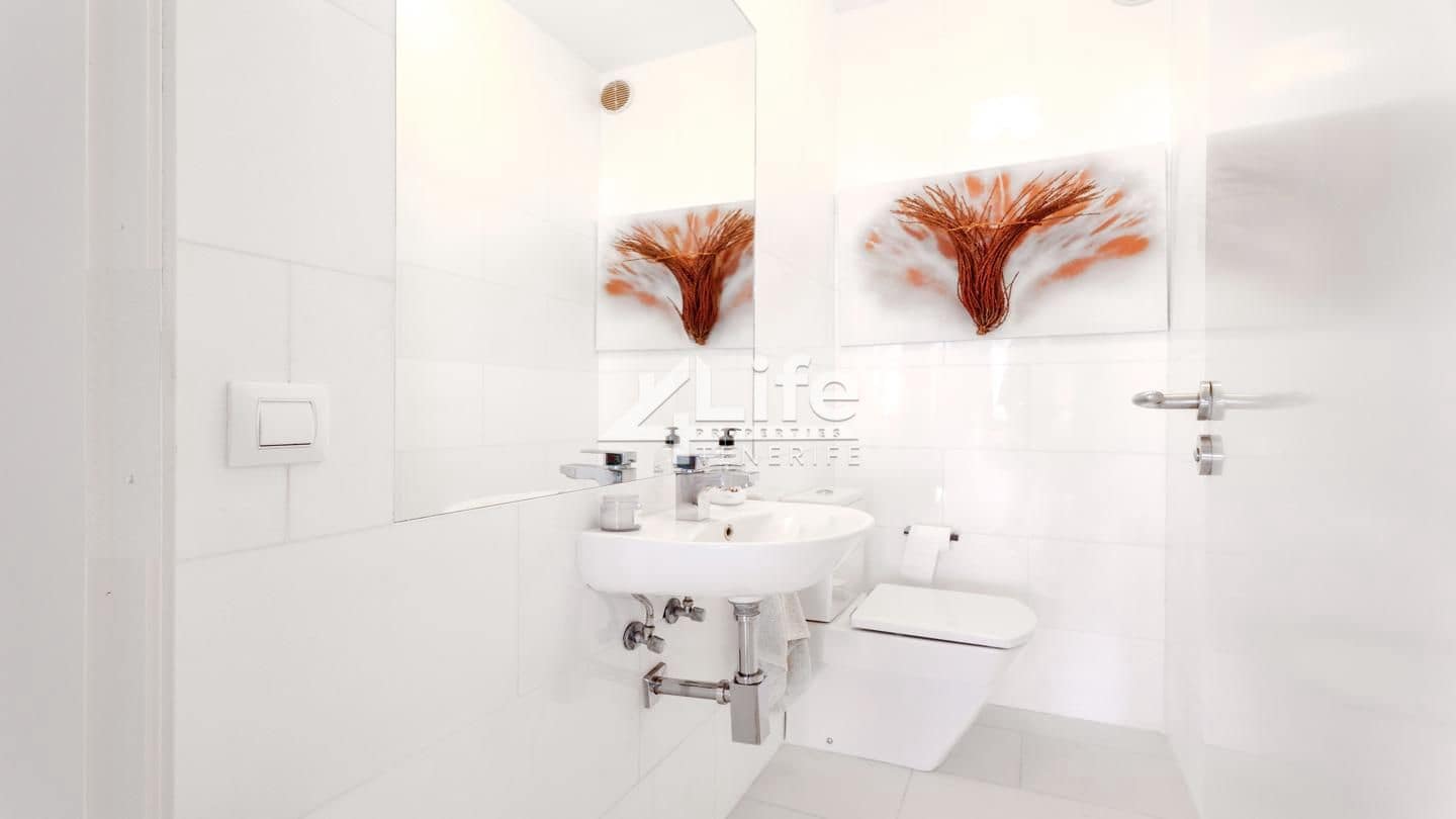 4 chambre Villa/Maison à vendre à Costa Adeje avec piscine garage - 2 625 000 € (Ref: 9813770)