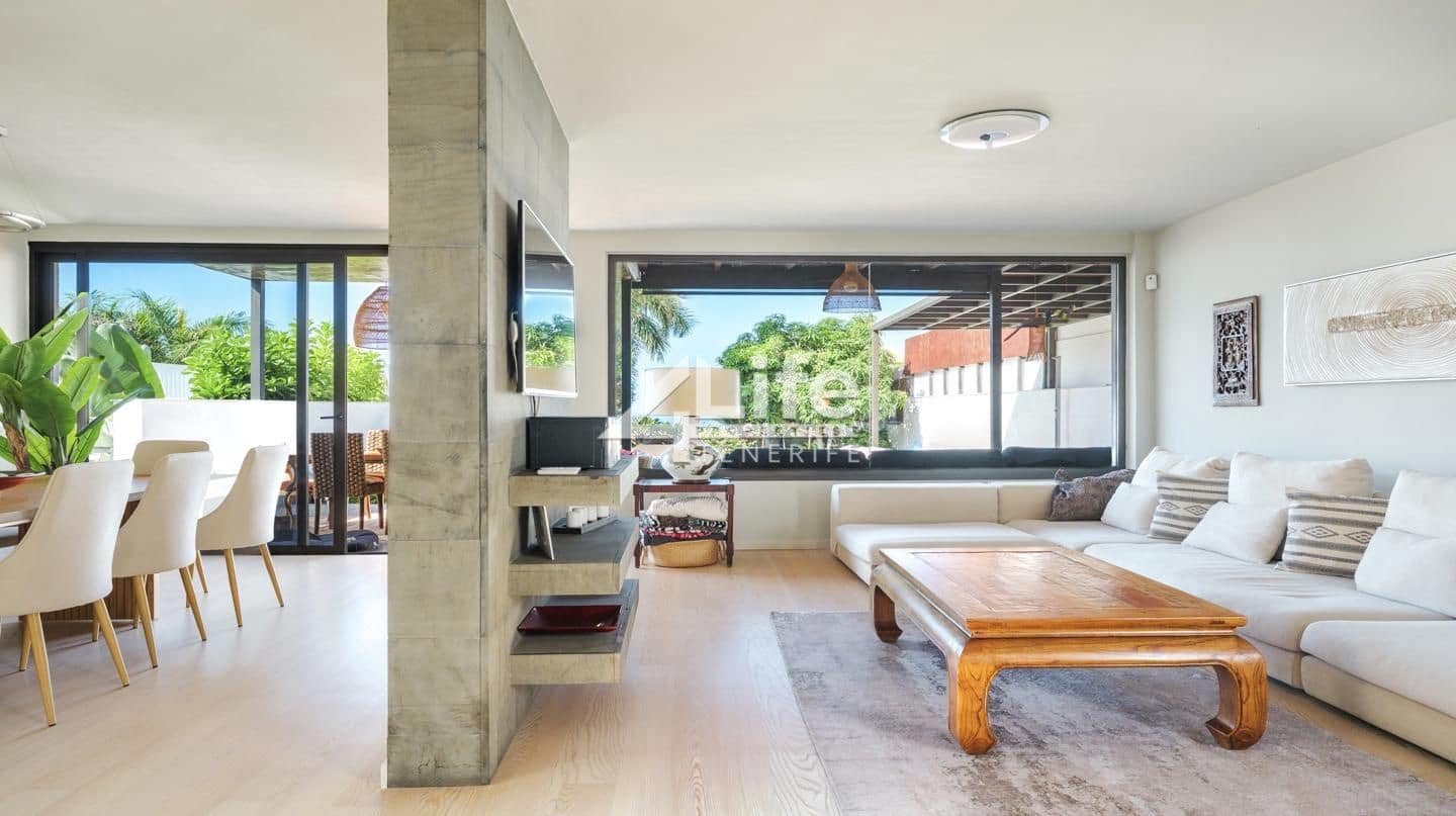 4 chambre Villa/Maison à vendre à Costa Adeje avec piscine garage - 2 625 000 € (Ref: 9813770)