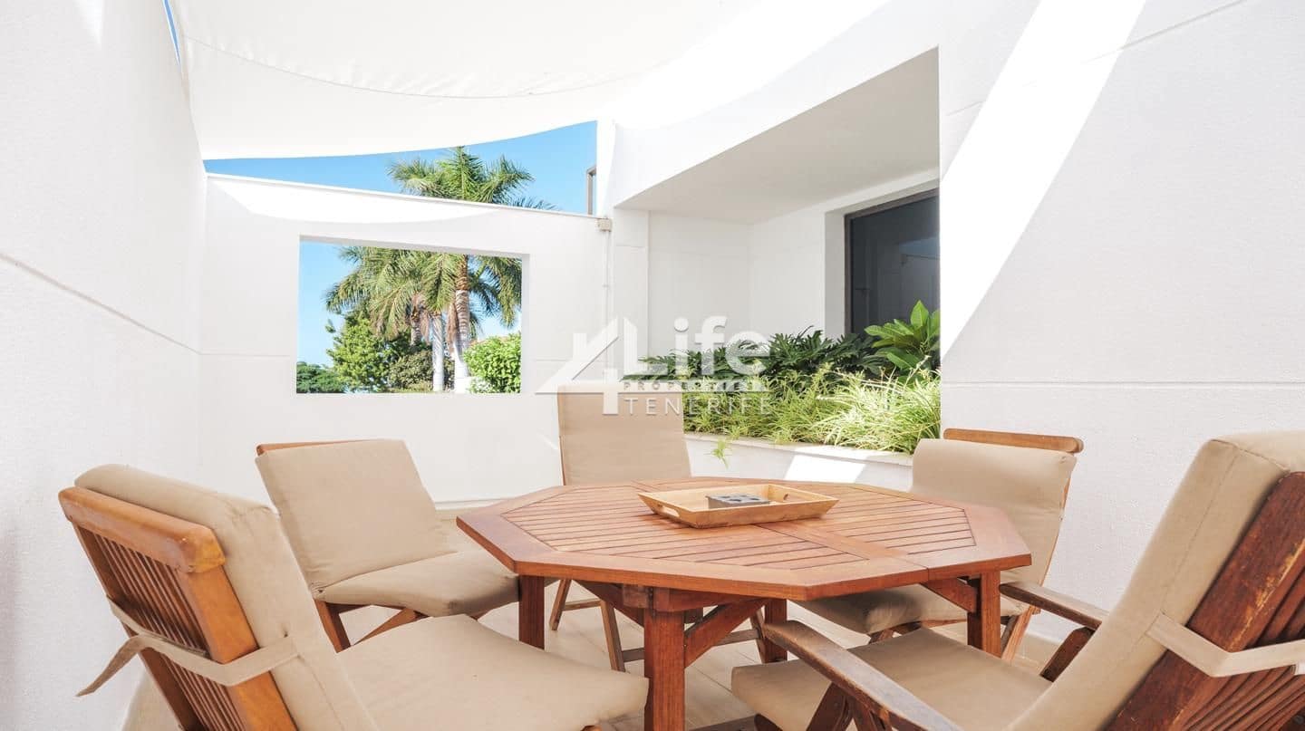 4 chambre Villa/Maison à vendre à Costa Adeje avec piscine garage - 2 625 000 € (Ref: 9813770)